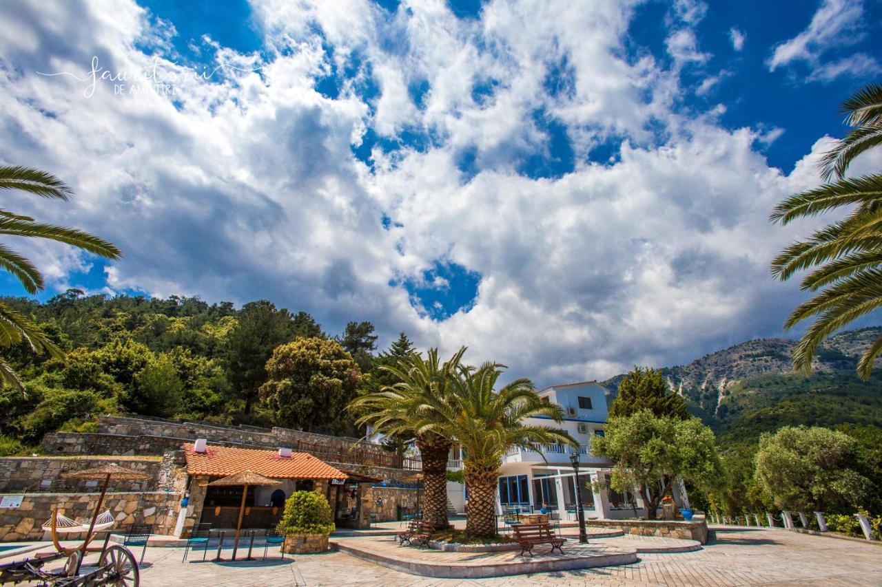 Kinira Beach Hotel 외부 사진