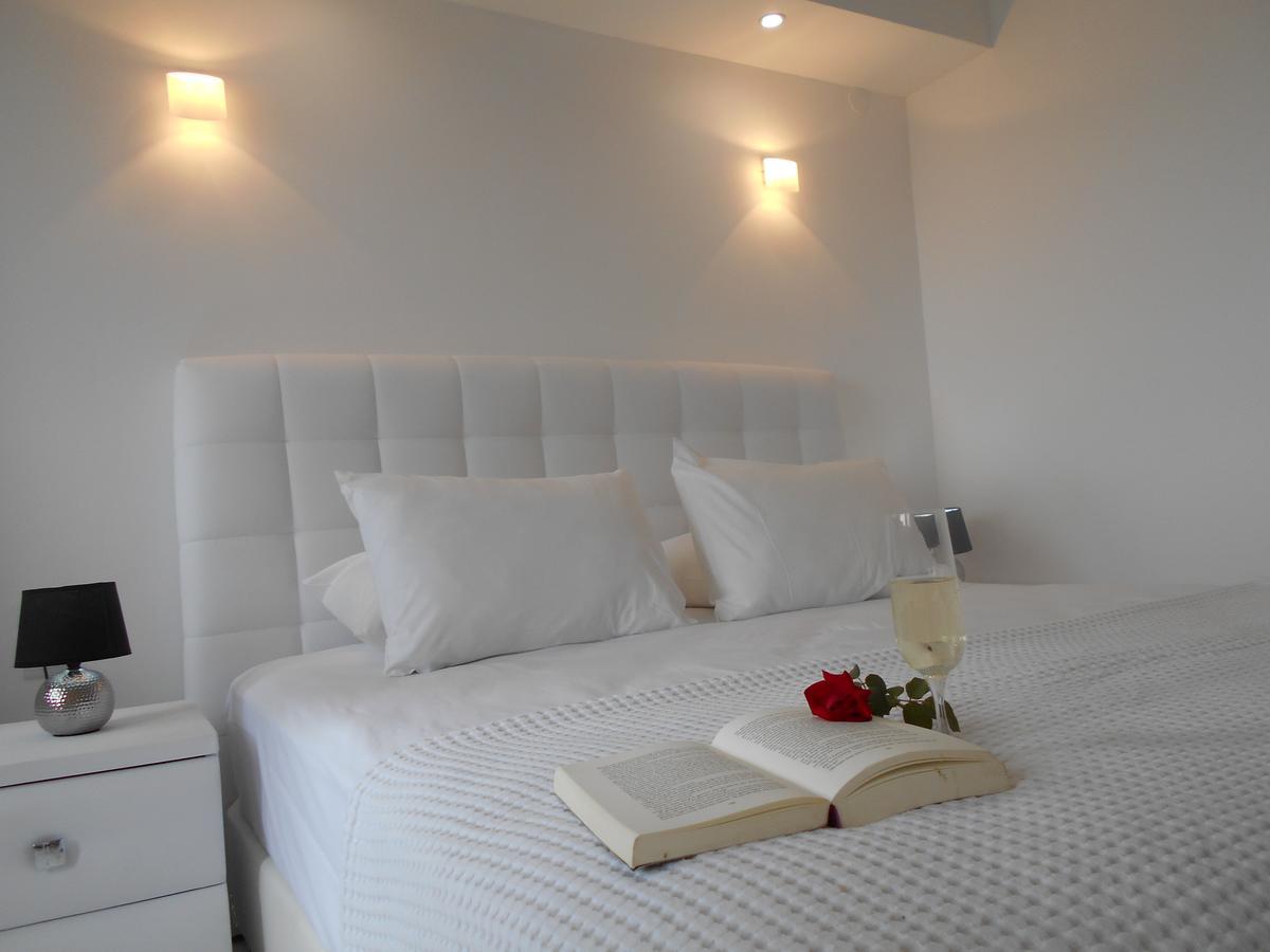 Kinira Beach Hotel 외부 사진